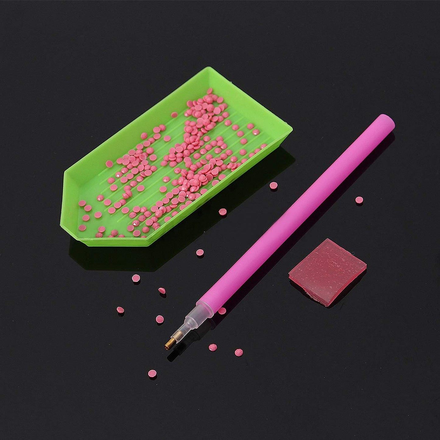 Sorting Trays,100 Pieces Plastic Bead Sorting Trays Diamond Rhinestone Tray Diamond Painting Tray Cross Stitch Nail Art Tray Sorting Storage Plates Tray for Craft and DIY Needs (Green)